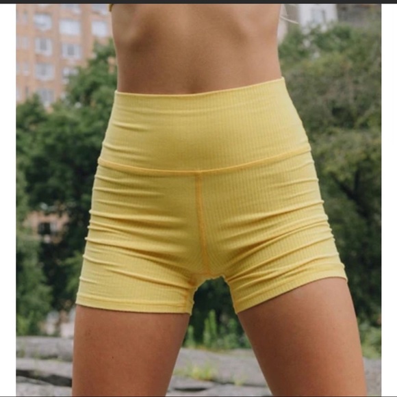 Daily Drills Pants - Daily Drills poppy shortie short size medium NWOT